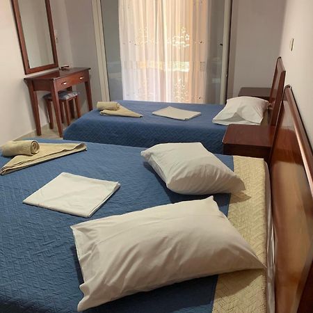 Domenica House Apartment Kondaraina Luaran gambar