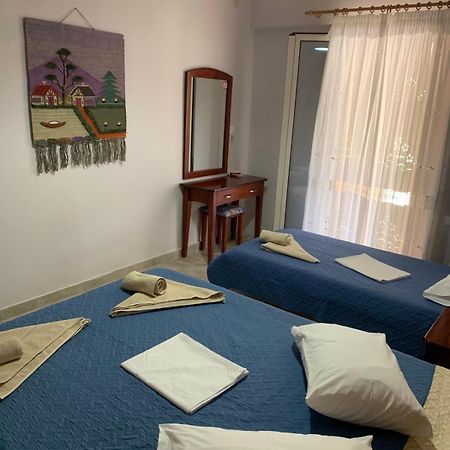 Domenica House Apartment Kondaraina Luaran gambar