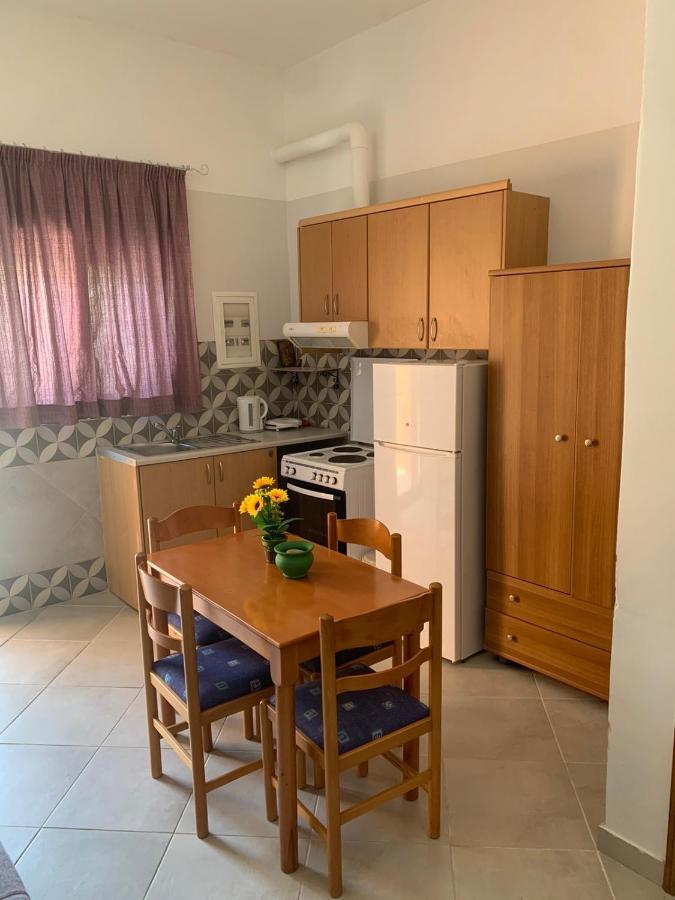 Domenica House Apartment Kondaraina Luaran gambar