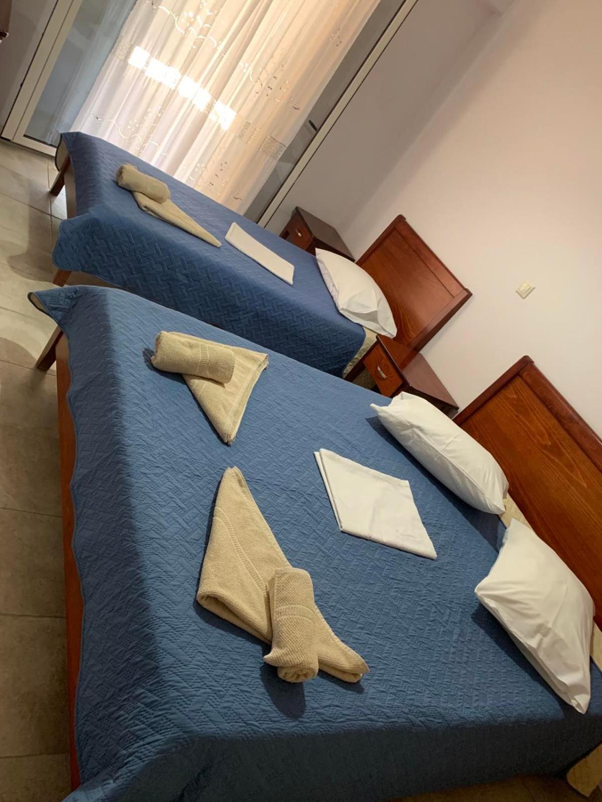 Domenica House Apartment Kondaraina Luaran gambar