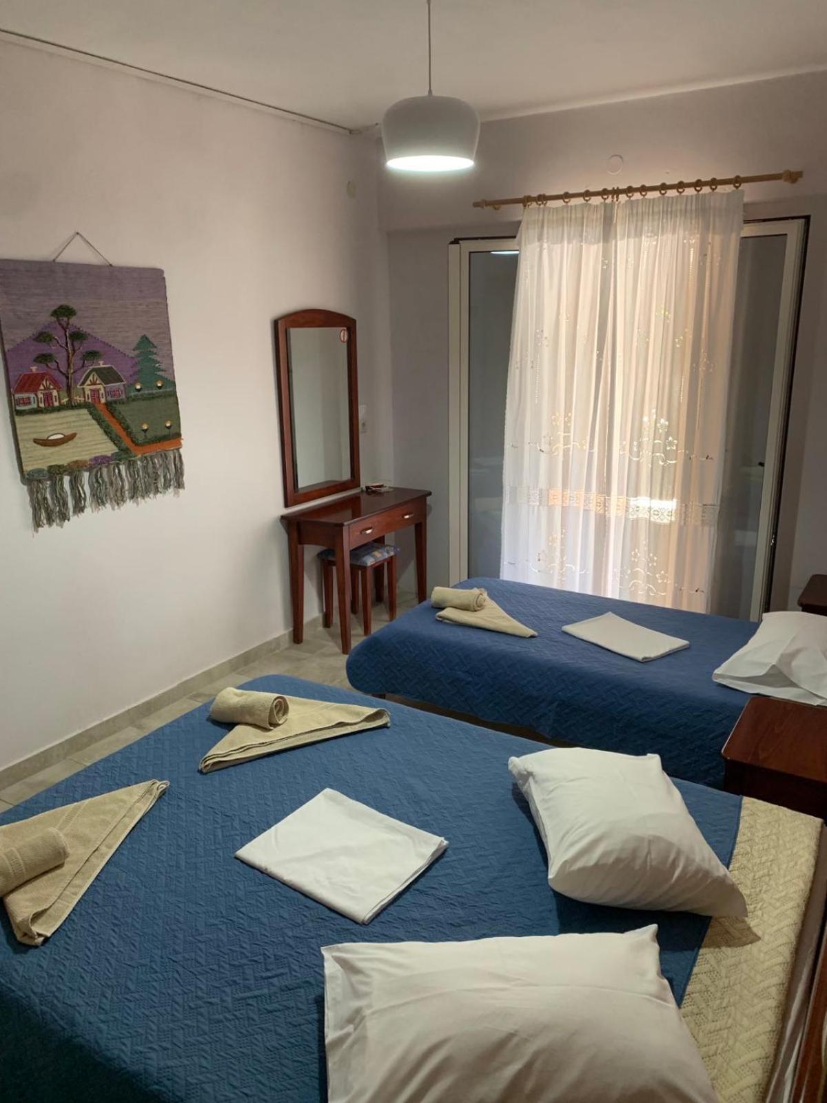 Domenica House Apartment Kondaraina Luaran gambar