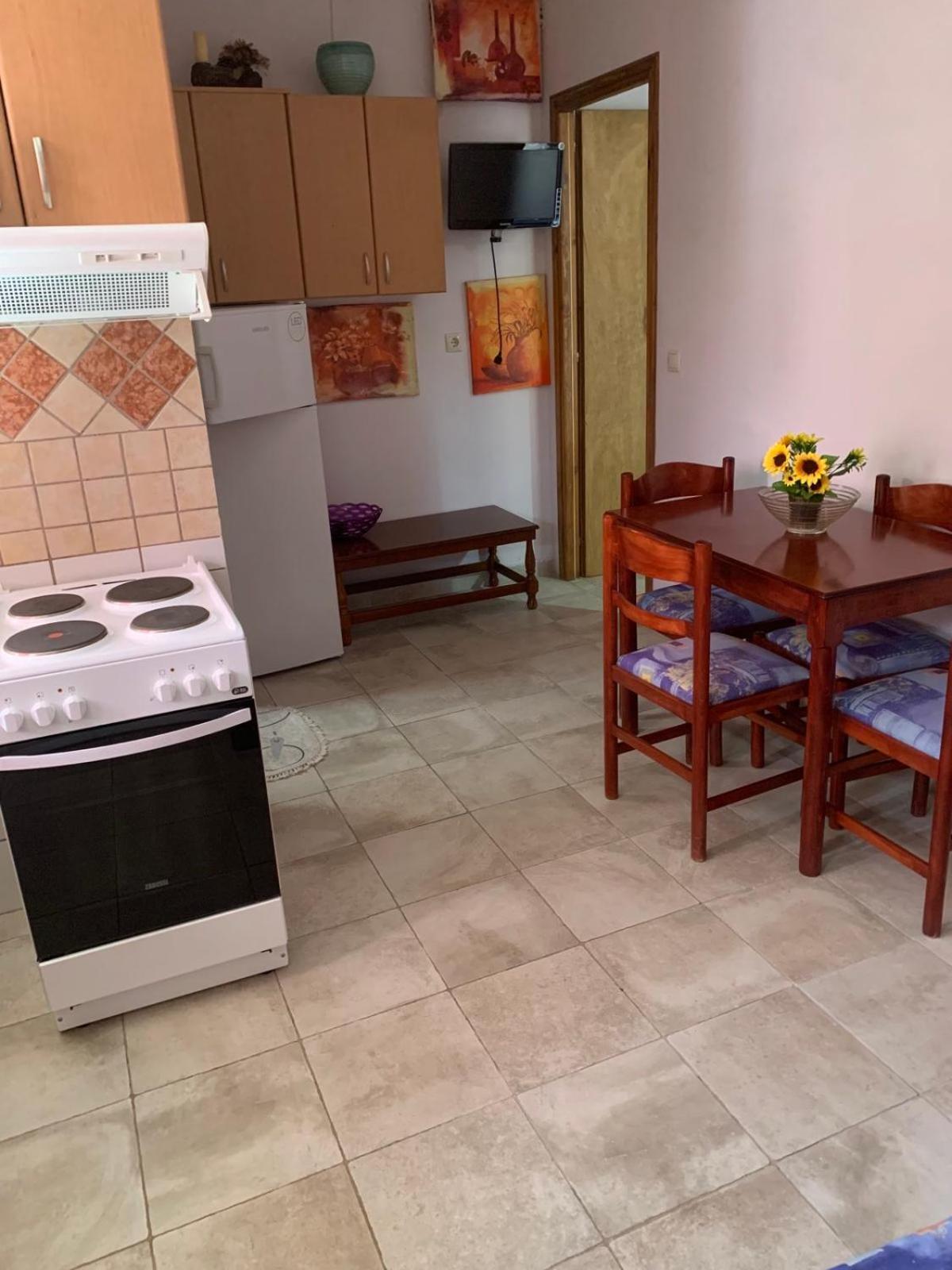 Domenica House Apartment Kondaraina Luaran gambar